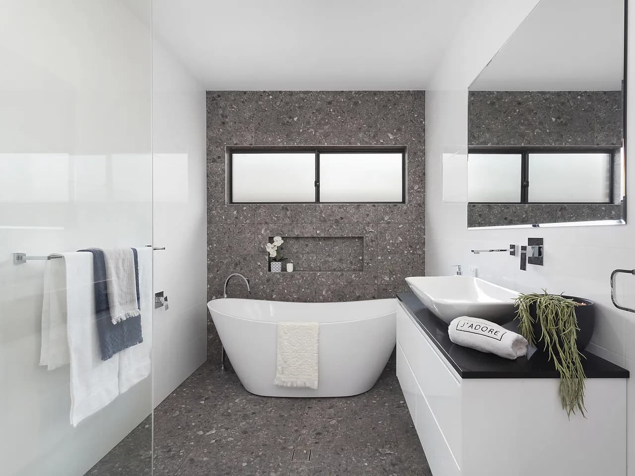Central Coast Residences — bathroom