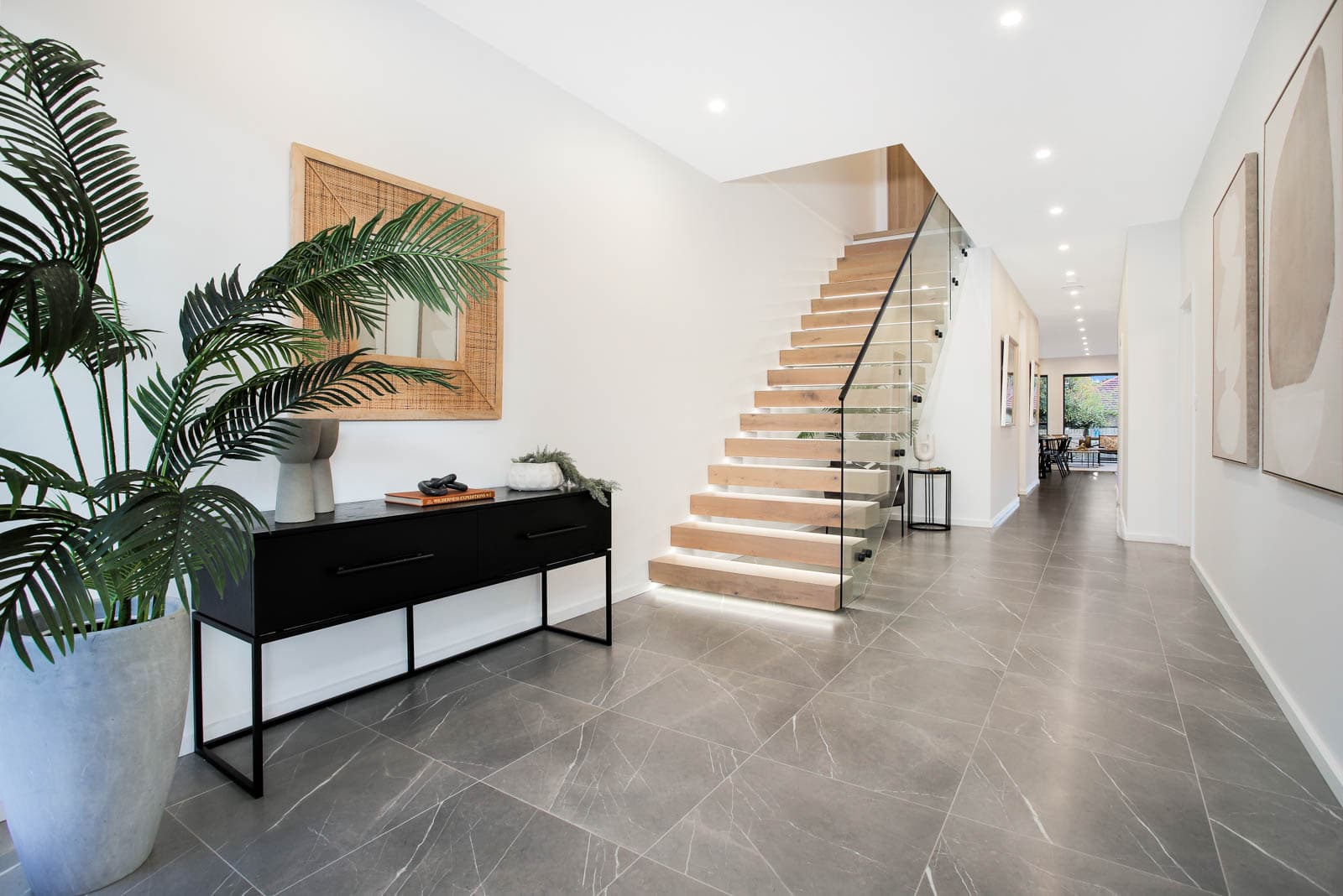 Floating staircase — construction detail